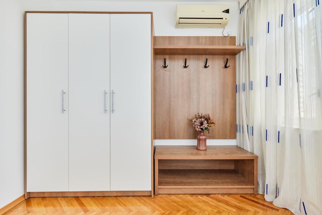 Waikiki Beach House Villa ติวัต ภายนอก รูปภาพ